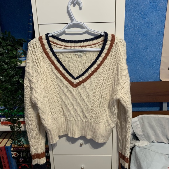 american eagle v neck sweater size small - Picture 1 of 3